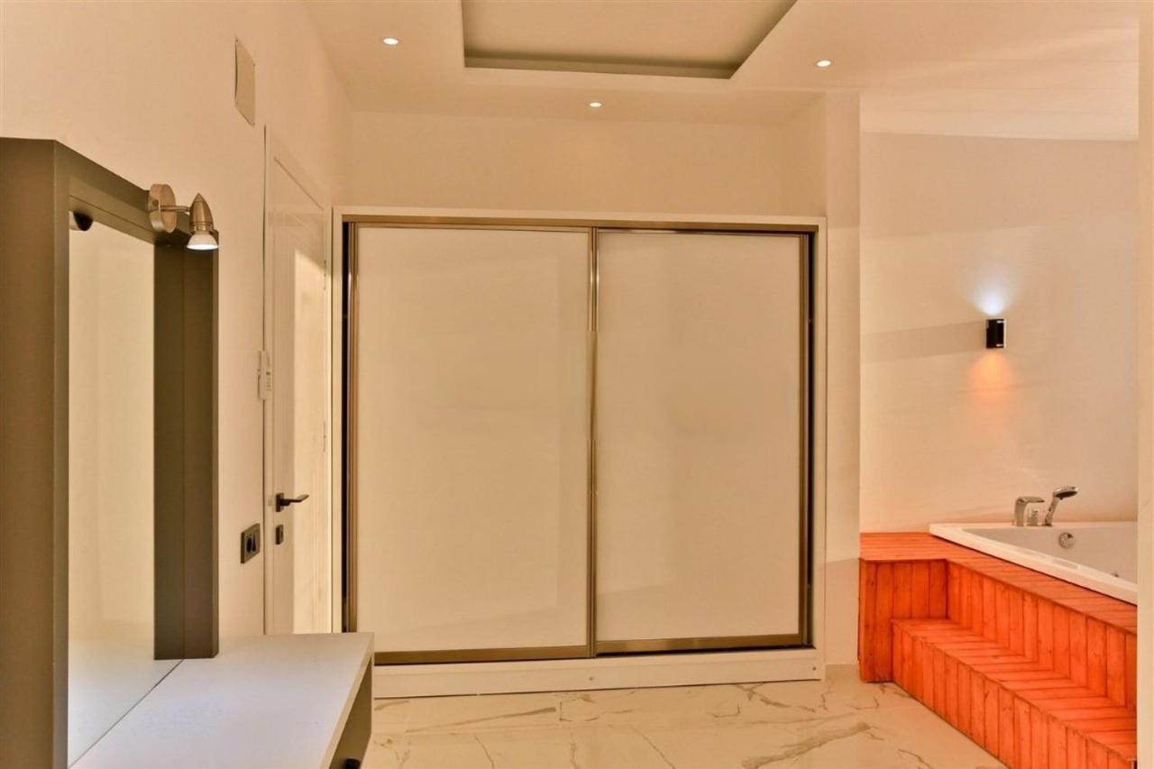Villa Lycian-Kalkan 3 Bedroom-2 Jakuzzies-Sauna-Turkish Hamam-Huge Private Pool And Lovely Garden 카스 외부 사진