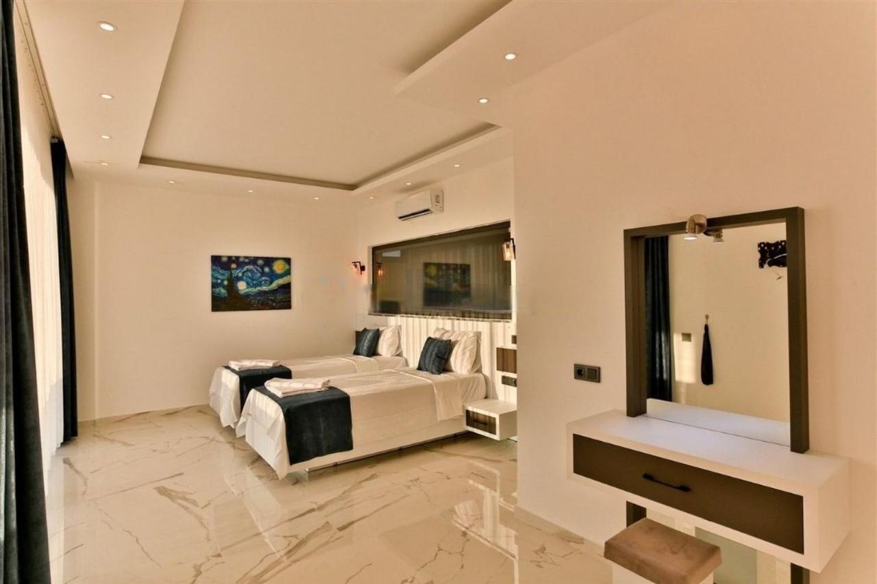 Villa Lycian-Kalkan 3 Bedroom-2 Jakuzzies-Sauna-Turkish Hamam-Huge Private Pool And Lovely Garden 카스 외부 사진