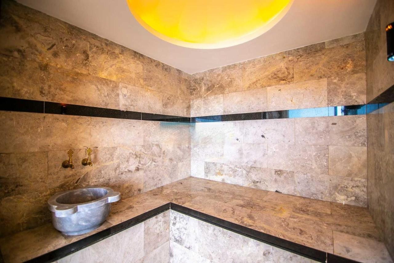 Villa Lycian-Kalkan 3 Bedroom-2 Jakuzzies-Sauna-Turkish Hamam-Huge Private Pool And Lovely Garden 카스 외부 사진