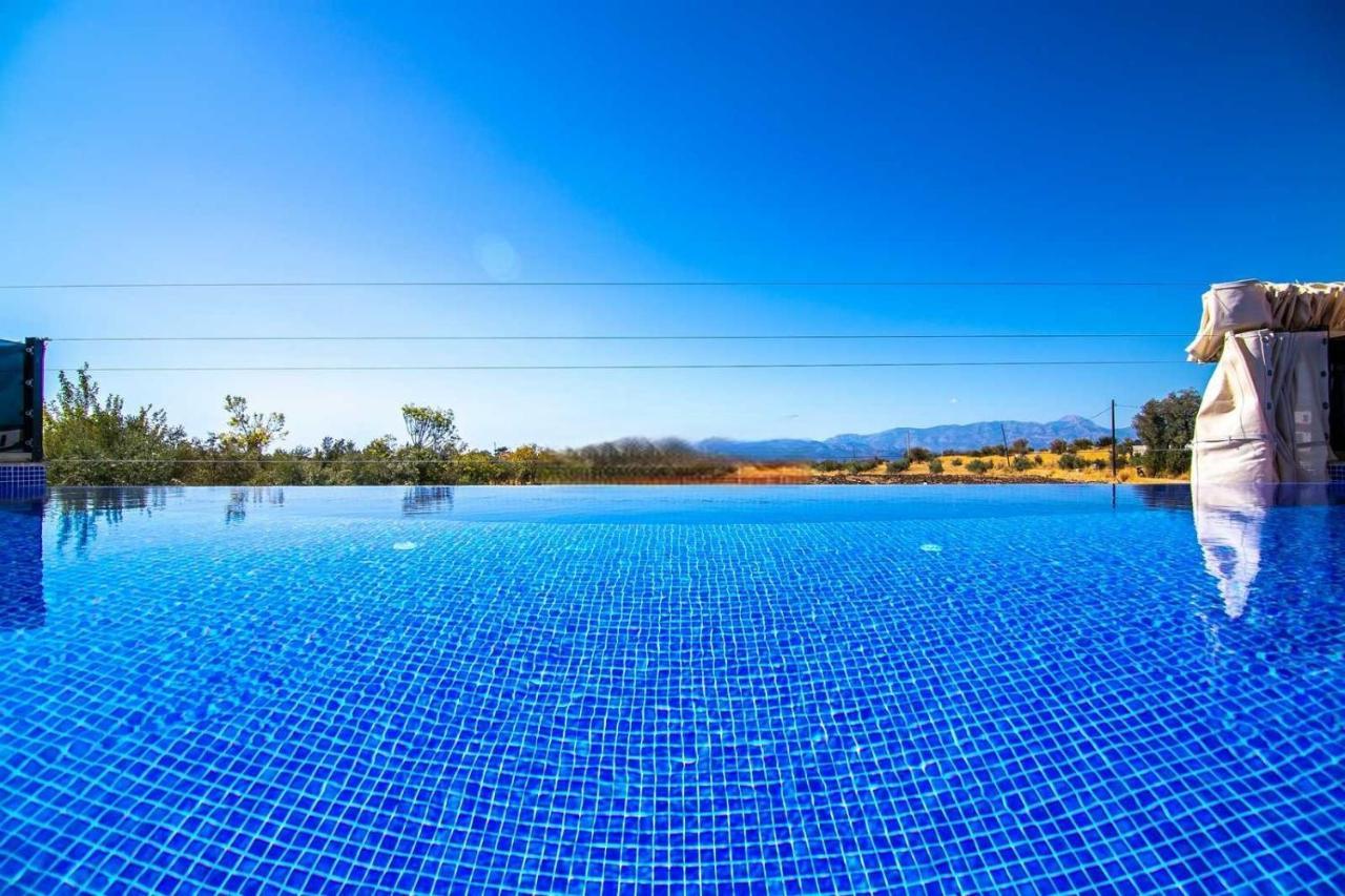Villa Lycian-Kalkan 3 Bedroom-2 Jakuzzies-Sauna-Turkish Hamam-Huge Private Pool And Lovely Garden 카스 외부 사진